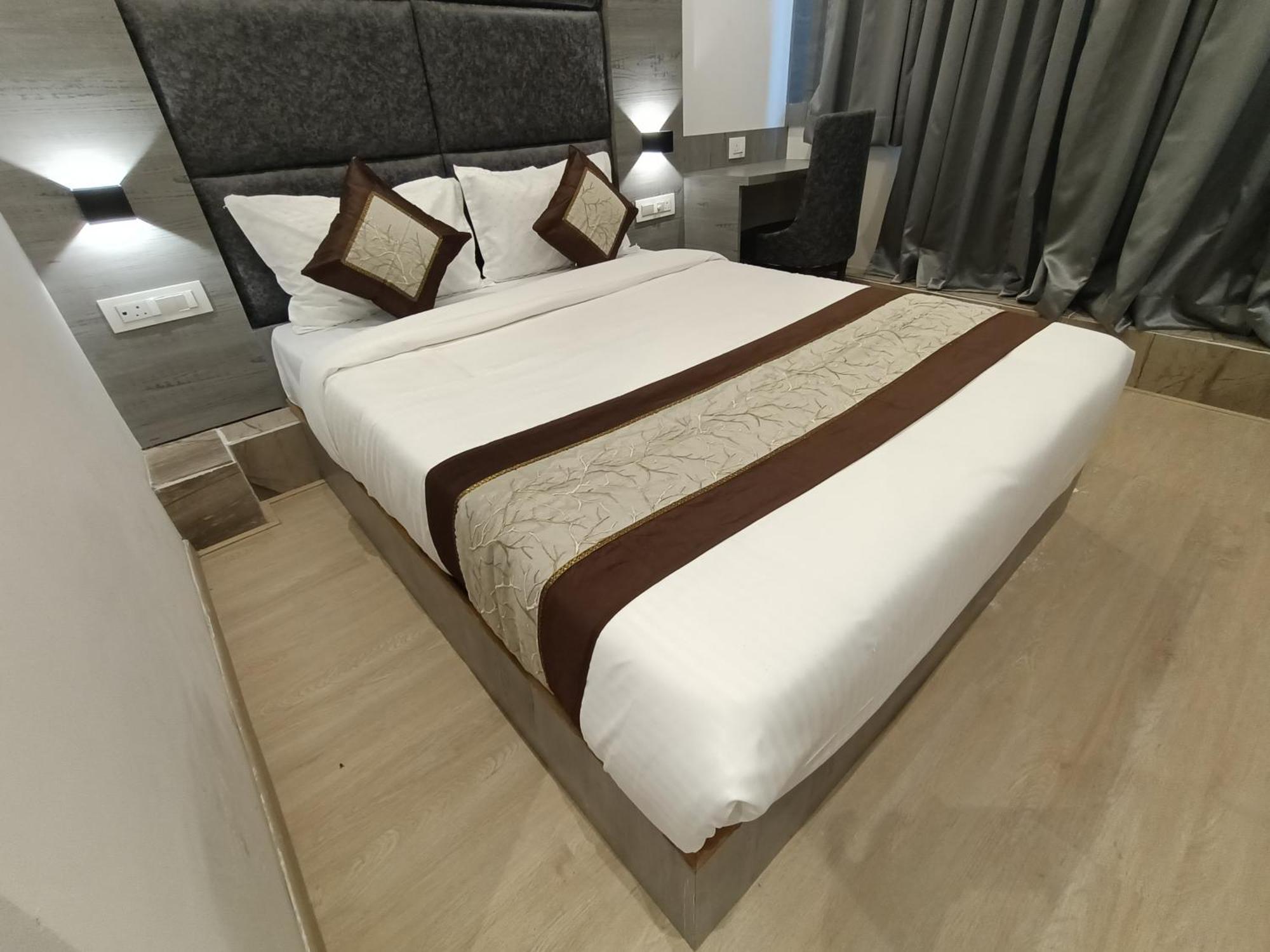 Hotel Beverly Palace Santacruz - Near Bkc - Mumbai Airport T1 Eksteriør bilde