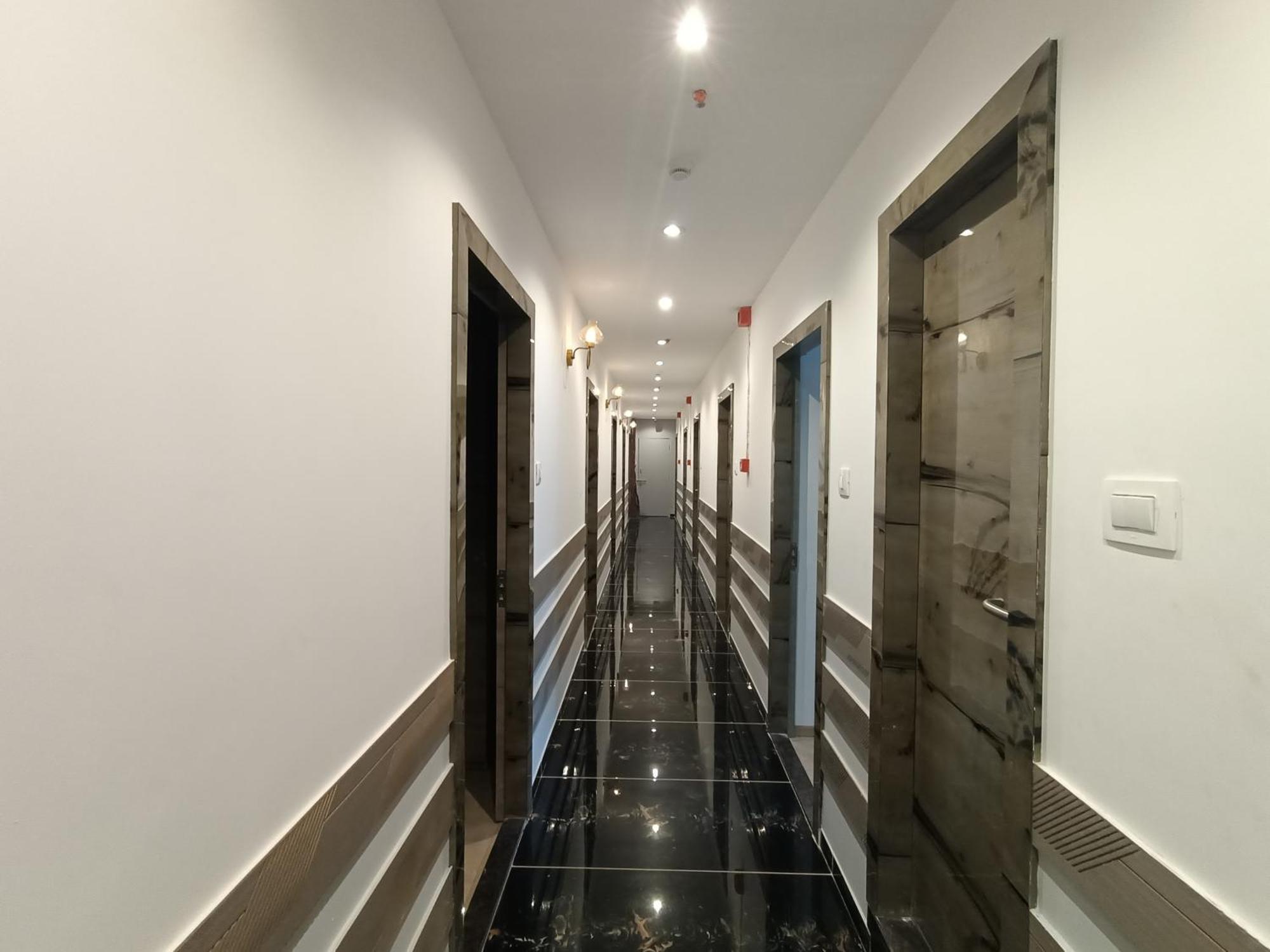 Hotel Beverly Palace Santacruz - Near Bkc - Mumbai Airport T1 Eksteriør bilde