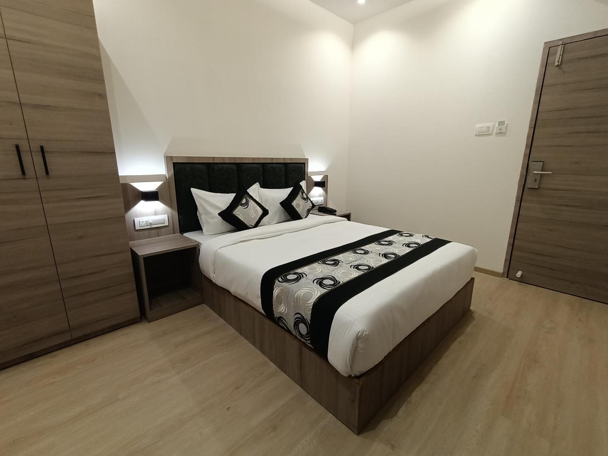 Hotel Beverly Palace Santacruz - Near Bkc - Mumbai Airport T1 Eksteriør bilde
