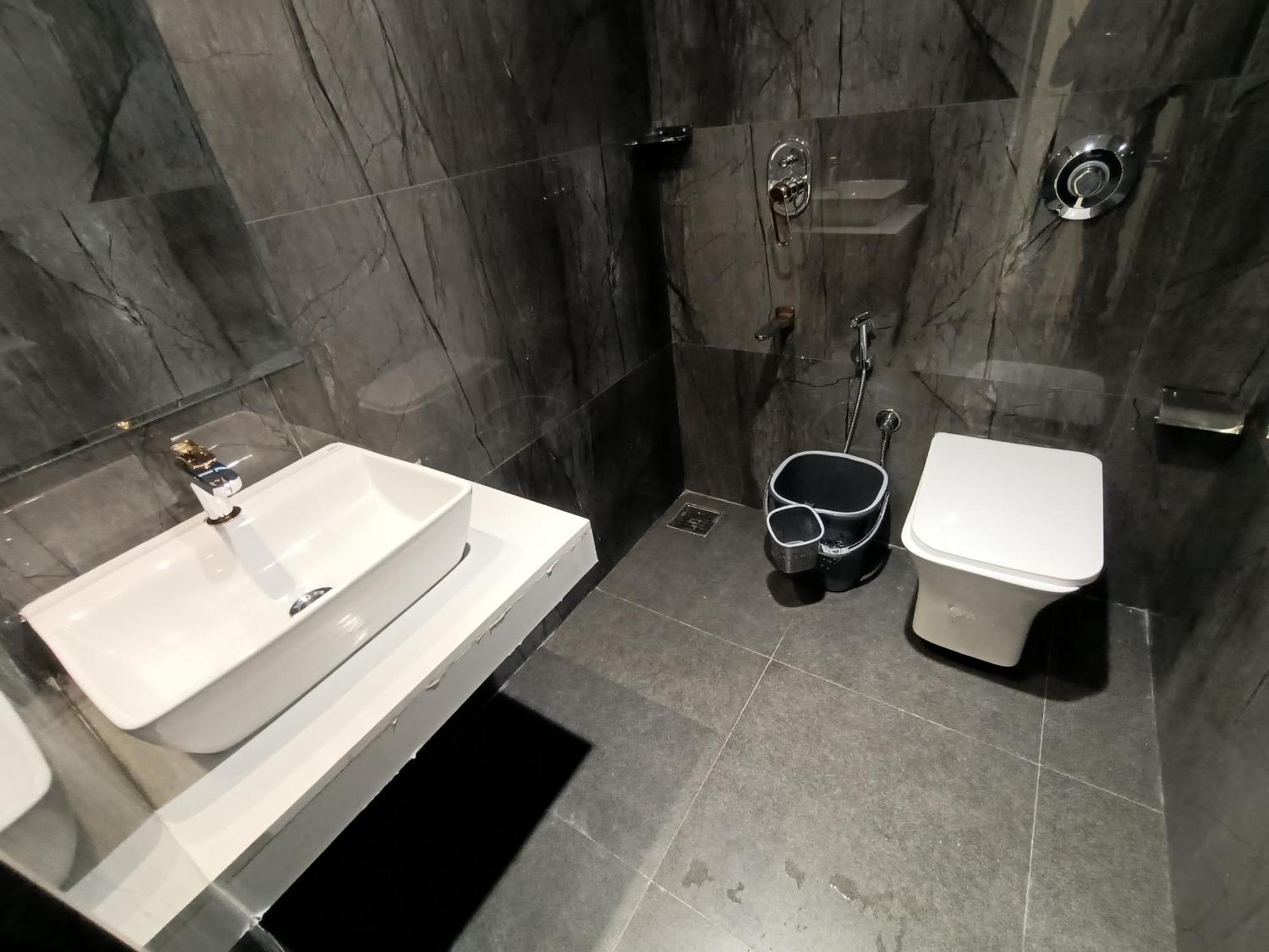 Hotel Beverly Palace Santacruz - Near Bkc - Mumbai Airport T1 Eksteriør bilde