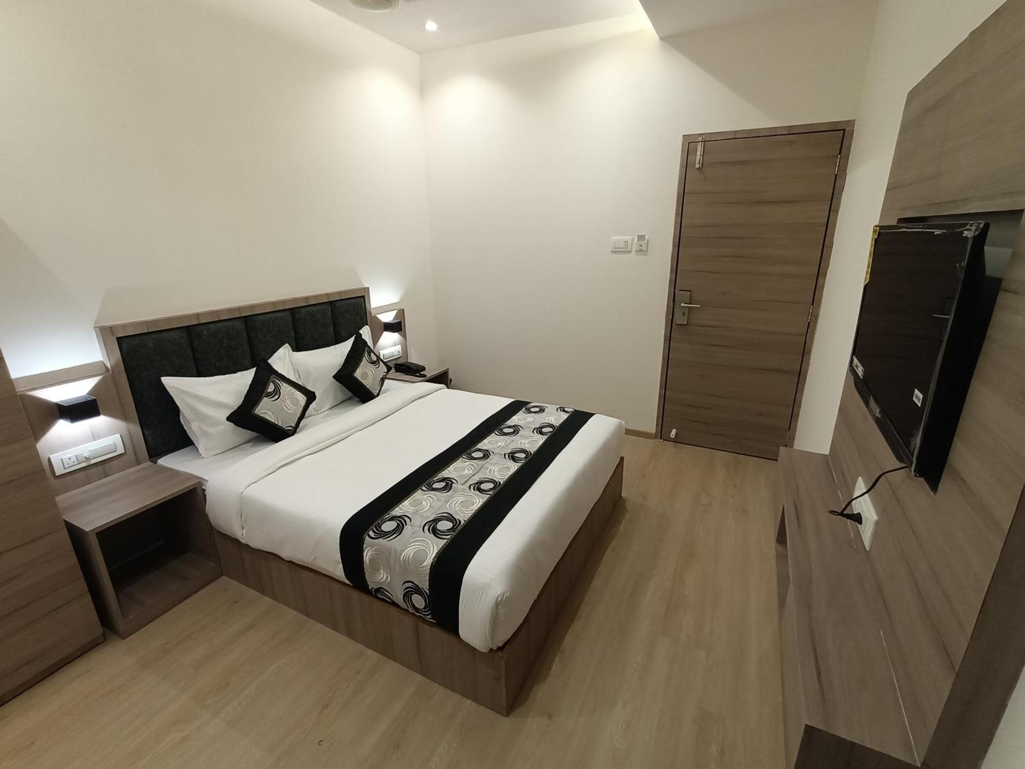 Hotel Beverly Palace Santacruz - Near Bkc - Mumbai Airport T1 Eksteriør bilde