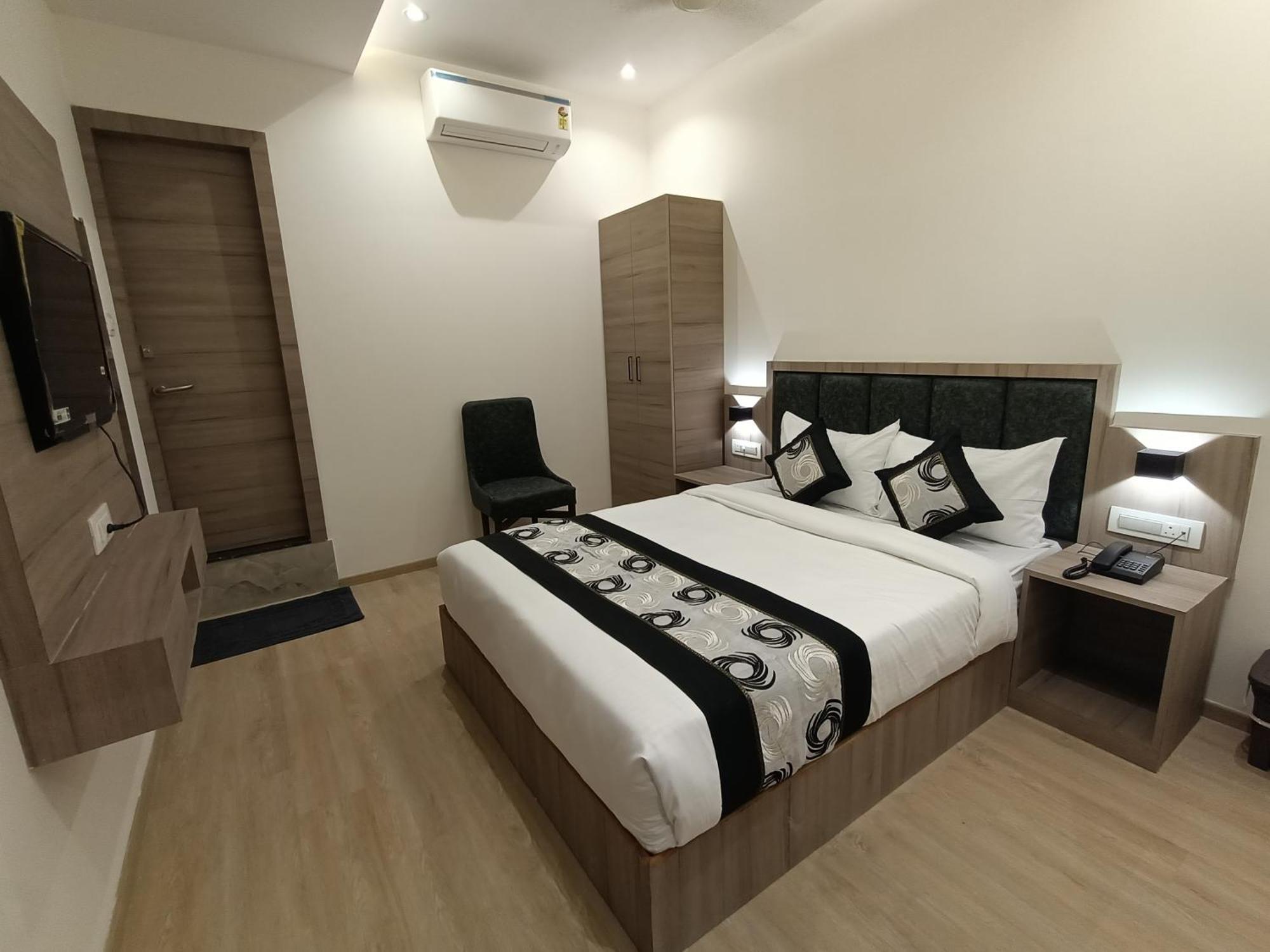 Hotel Beverly Palace Santacruz - Near Bkc - Mumbai Airport T1 Eksteriør bilde
