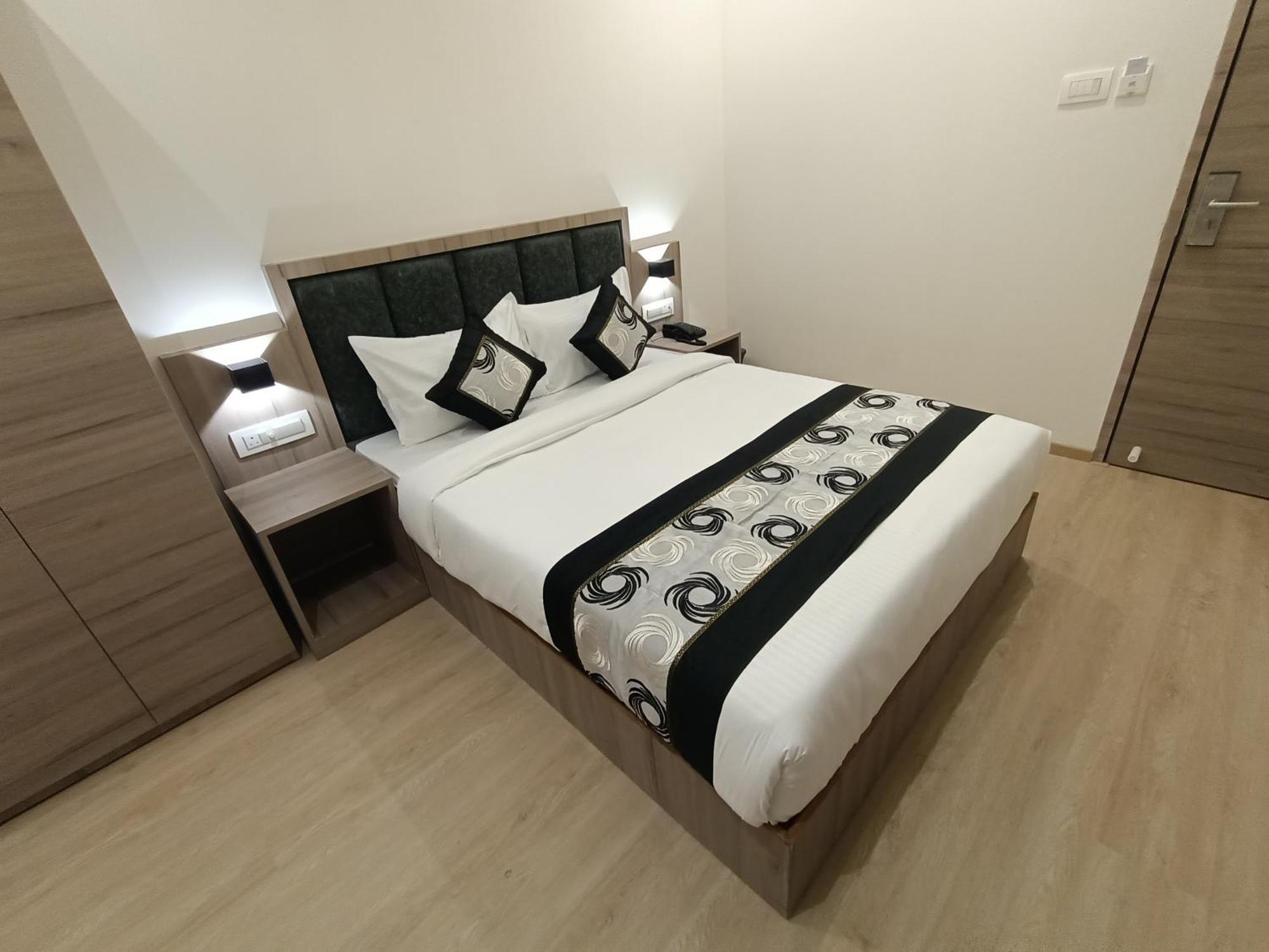 Hotel Beverly Palace Santacruz - Near Bkc - Mumbai Airport T1 Eksteriør bilde
