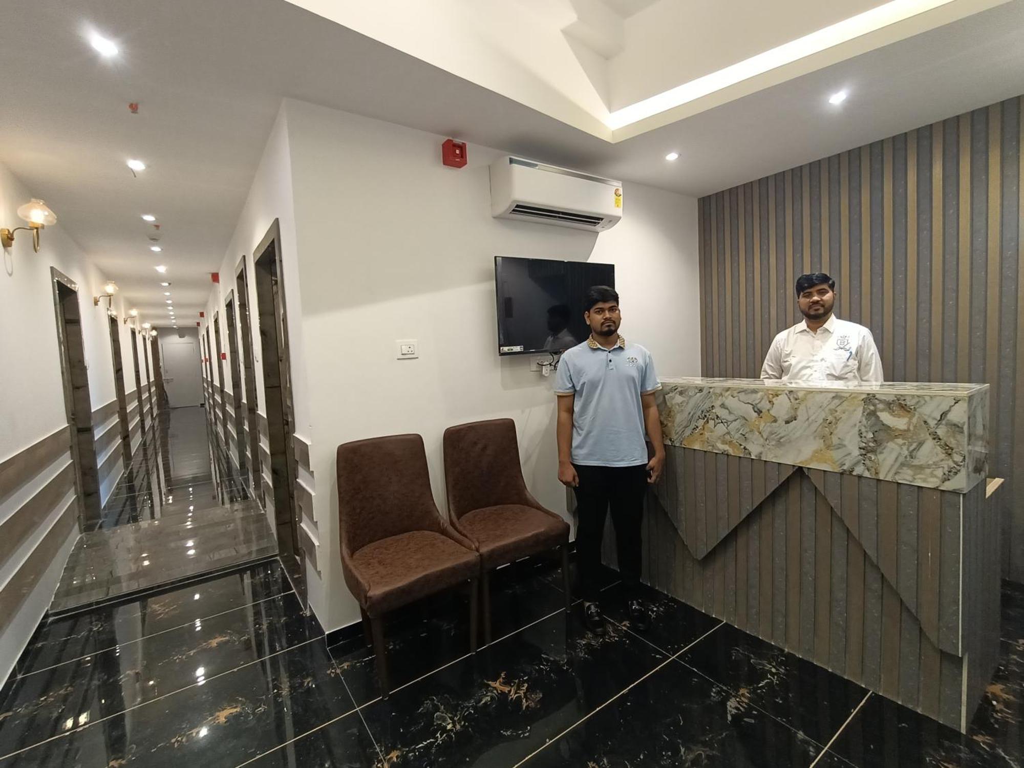 Hotel Beverly Palace Santacruz - Near Bkc - Mumbai Airport T1 Eksteriør bilde