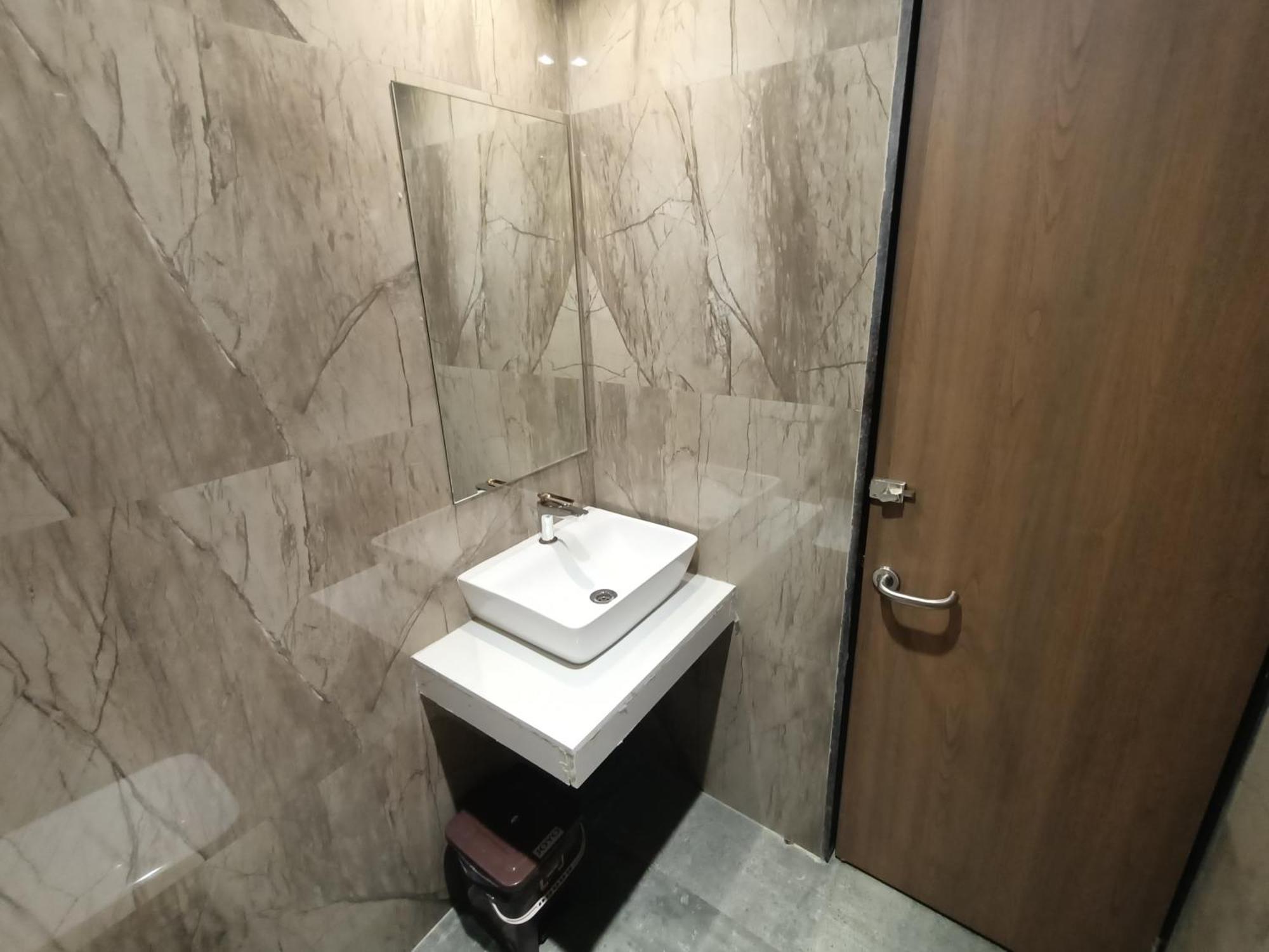 Hotel Beverly Palace Santacruz - Near Bkc - Mumbai Airport T1 Eksteriør bilde