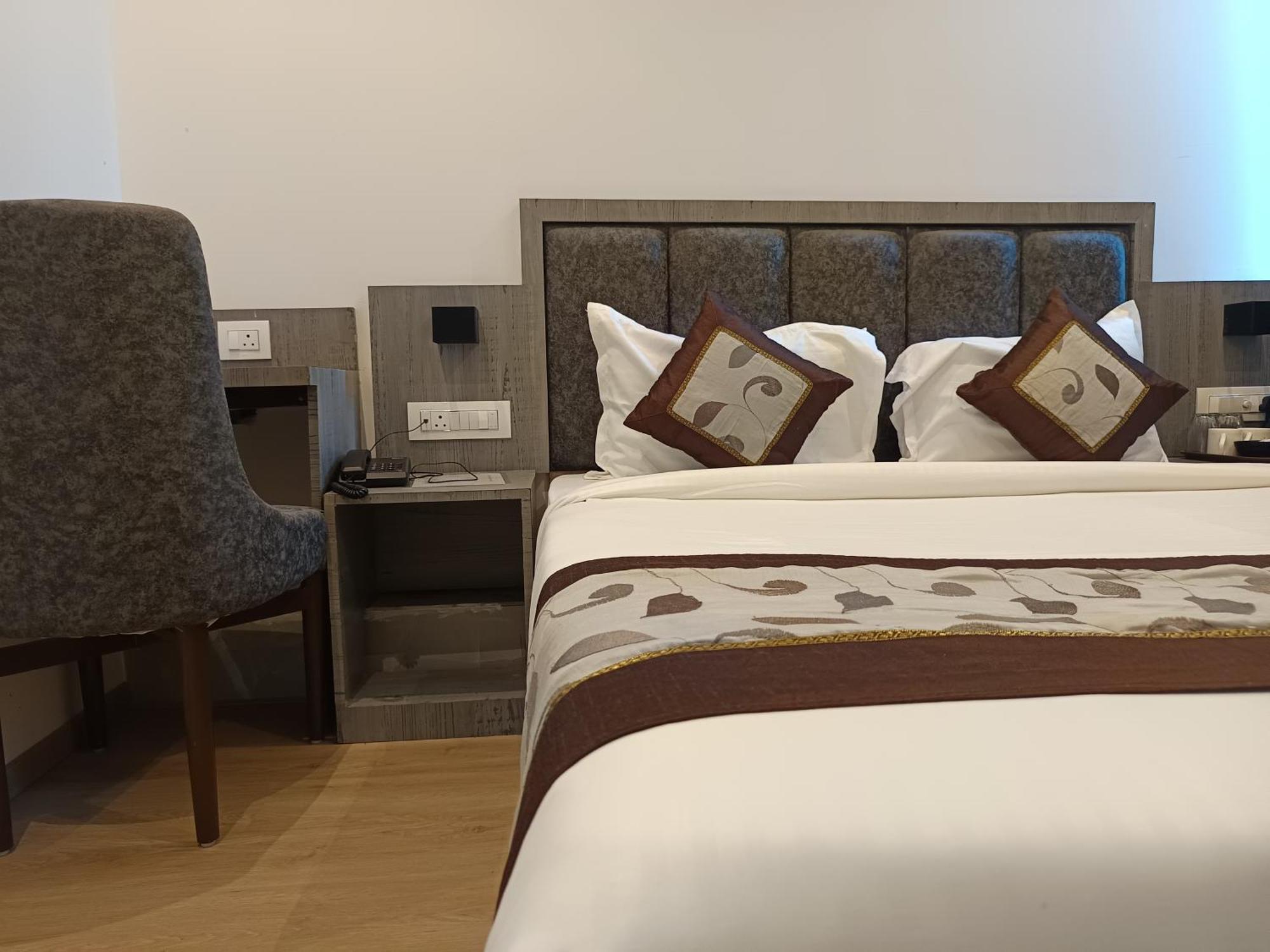 Hotel Beverly Palace Santacruz - Near Bkc - Mumbai Airport T1 Eksteriør bilde
